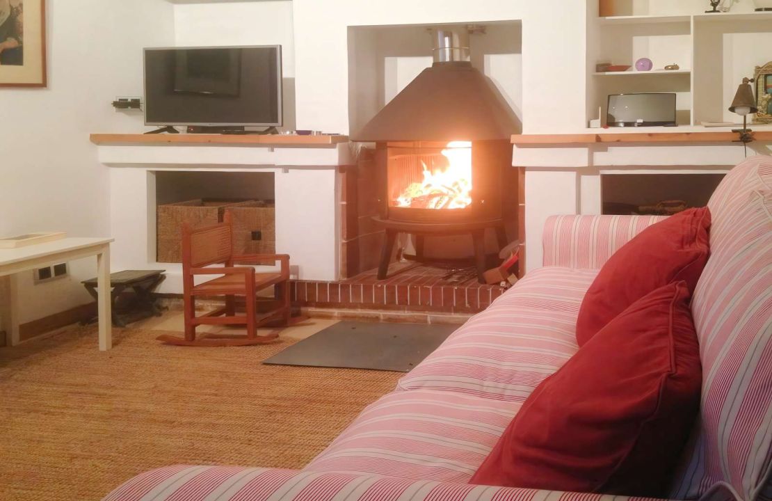 For rent - charming townhouse with Patio and small pool